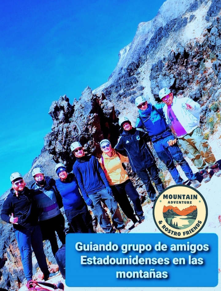 Grupo frente al Iztaccíhuatl